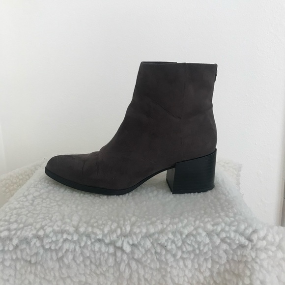 Suede bootie - Picture 4 of 8